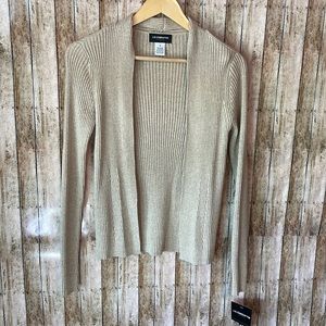 Liz Claiborne gold cardigan. No buttons. NWT. Small